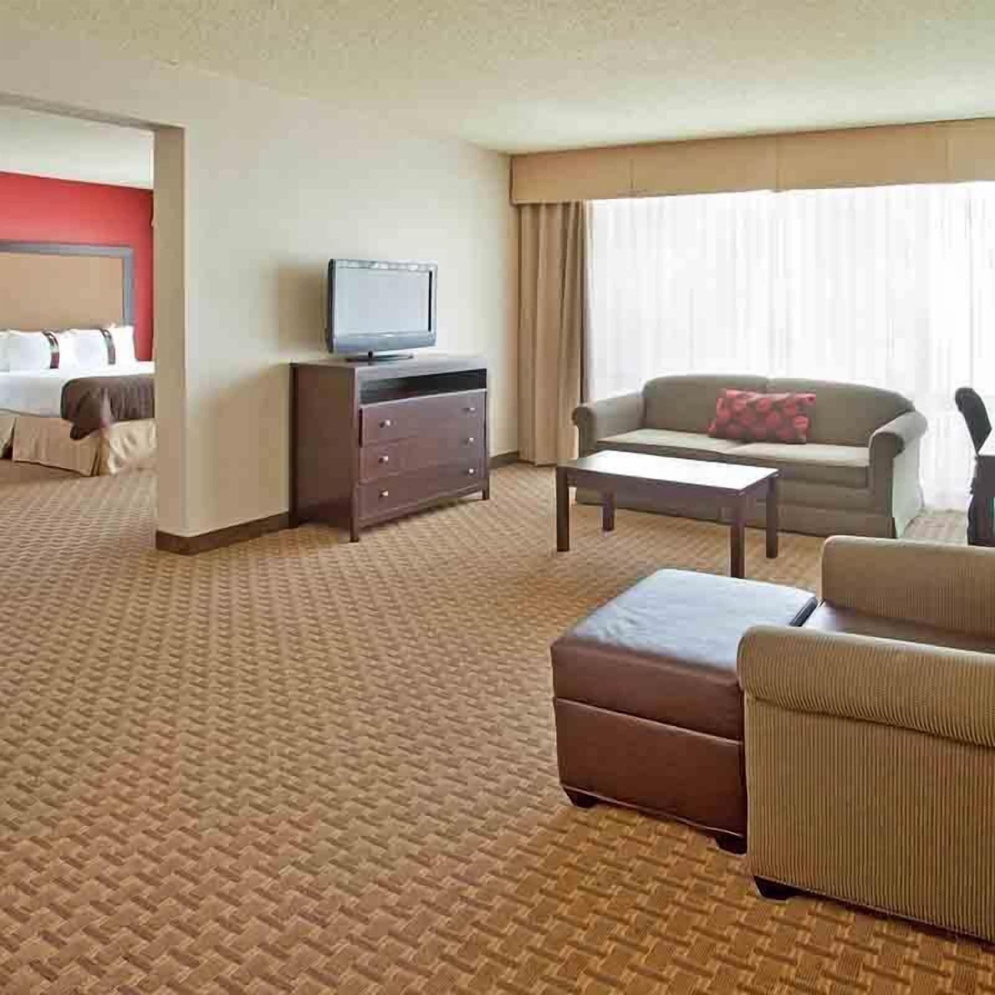 Holiday Inn Express & Suites Phoenix - Midtown, An Ihg Hotel Exterior photo